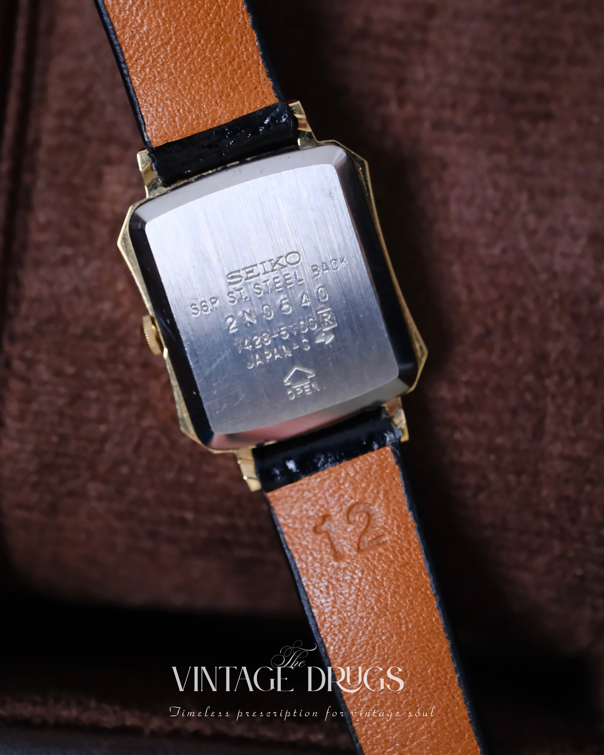 Seiko Vintage Mini Tank 1980s Ref. 1428-5100 — One Piece Only