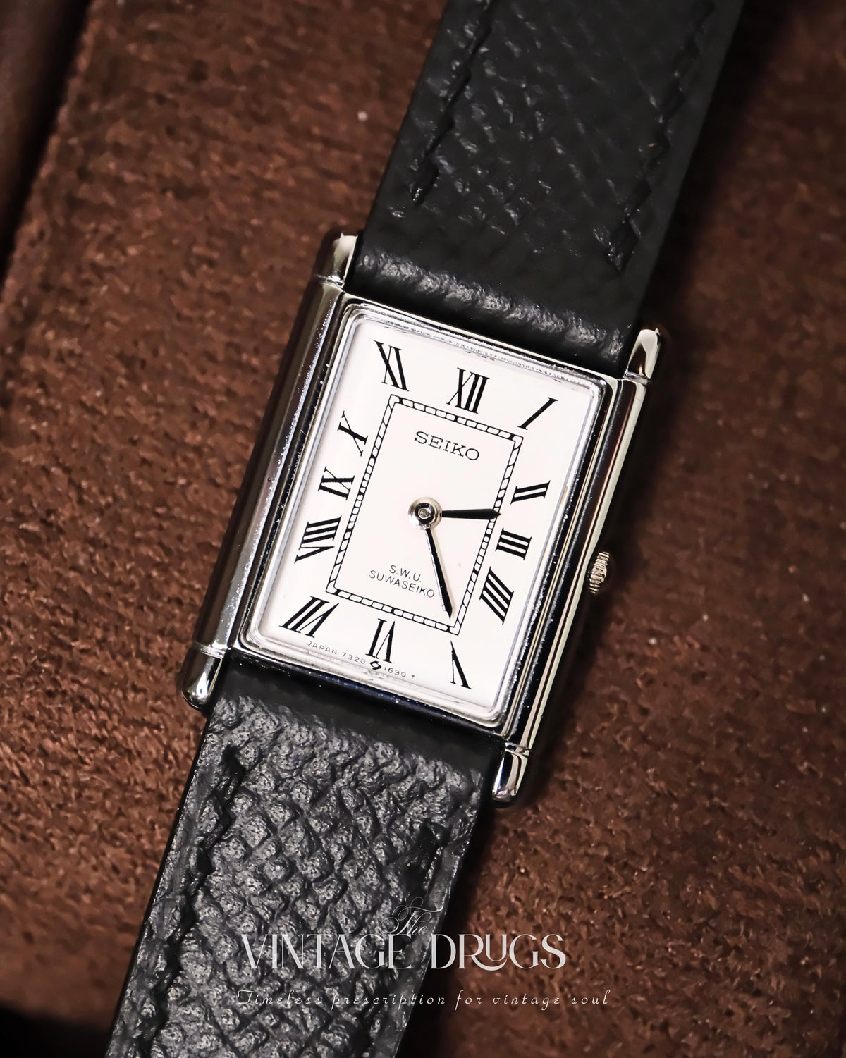 1984 SUWA SEIKO REF 7320-5860 VINTAGE MINI TANK WATCH
